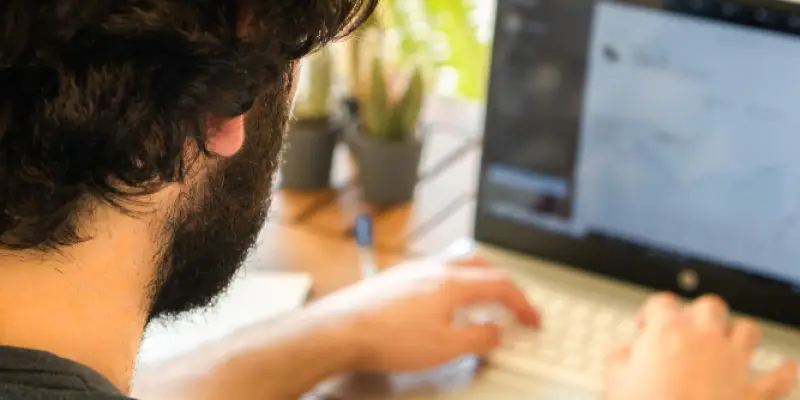 Módulo de certificado profesional oficial sobre publicación de páginas web